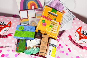 Monthly Momma Box